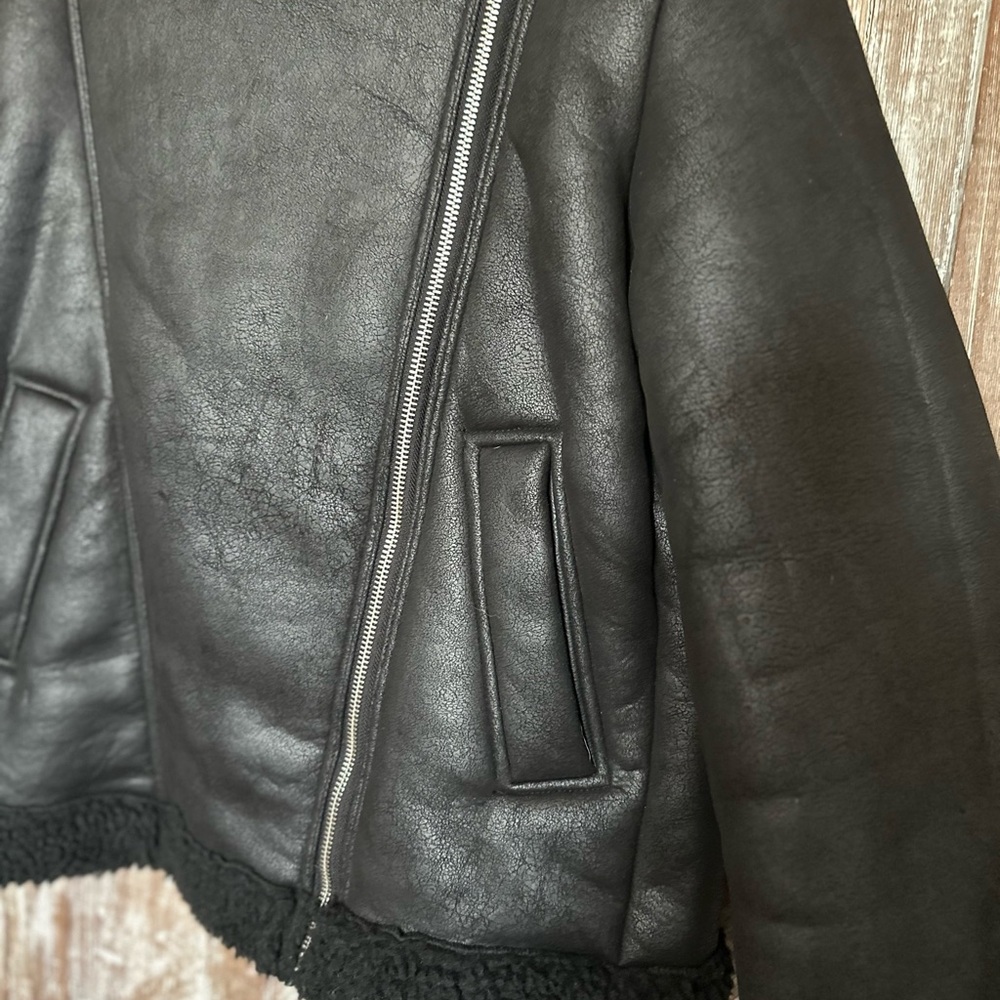 Women's H&M Black Shearling Jacket size M - Picture 3 of 15
